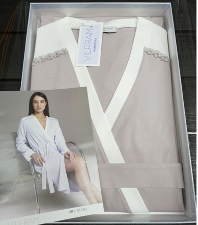 Халат жен. домашний 51193  р.52 VILFRAM 51193